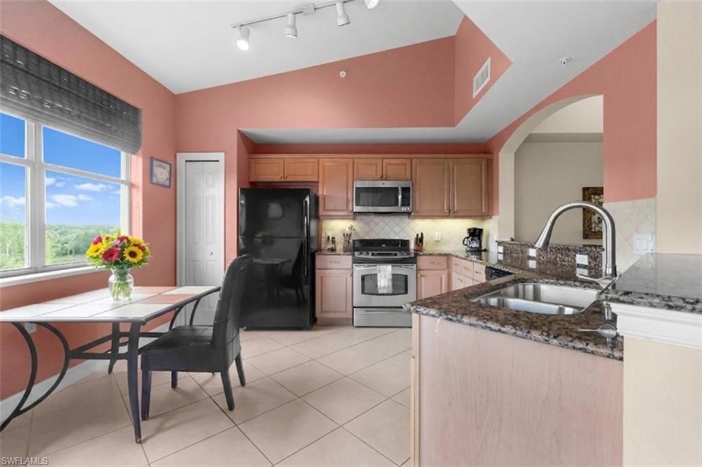 10510 Amiata Way , Unit 402, Fort Myers, FL 33913 Photo