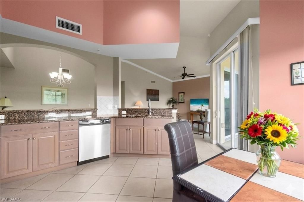 10510 Amiata Way, Unit 402, Fort Myers, FL 33913 Photo