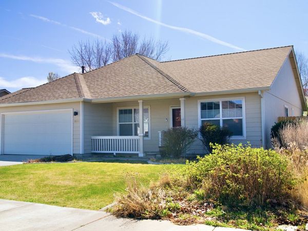 1634 NW Teak Avenue, Redmond, OR 97756