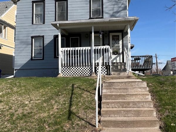 366 7TH Avenue SW, Cedar Rapids, IA 52404
