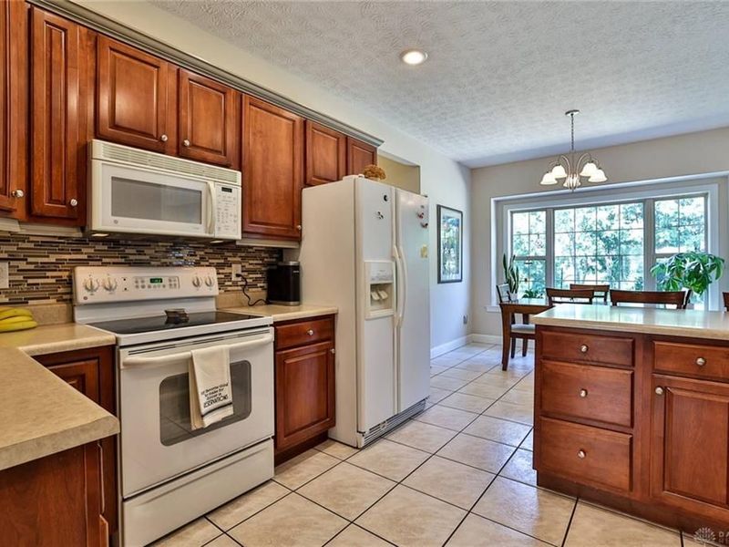 2961 Parkwood Drive, Troy, OH 45373 Photo 18