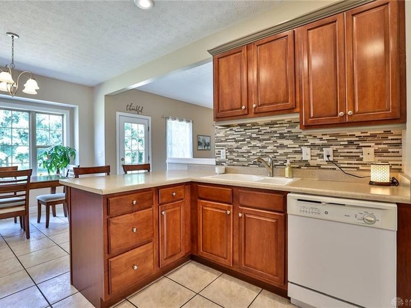 2961 Parkwood Drive, Troy, OH 45373 Photo 20