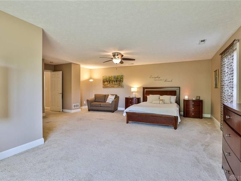 2961 Parkwood Drive, Troy, OH 45373 Photo 30