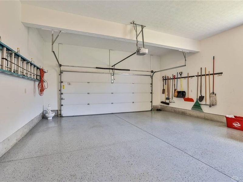 2961 Parkwood Drive, Troy, OH 45373 Photo 45