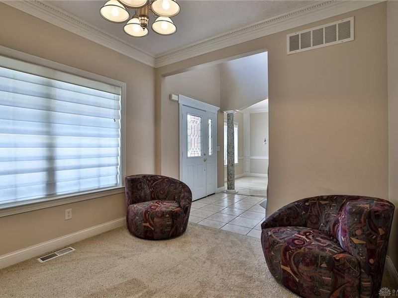 2961 Parkwood Drive, Troy, OH 45373 Photo 8