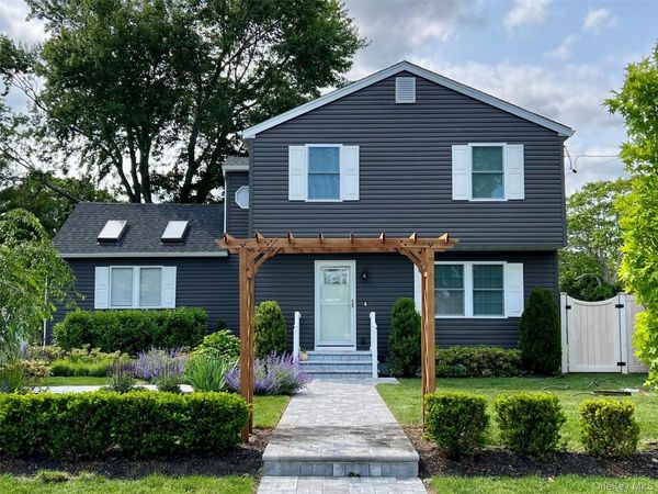 120 Clinton Avenue , East Patchogue, NY 11772