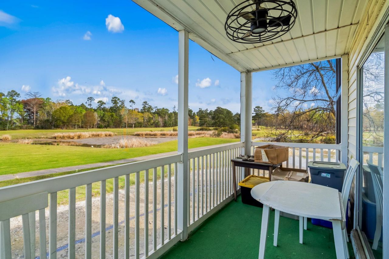 597 Blue River Ct. Photo 15