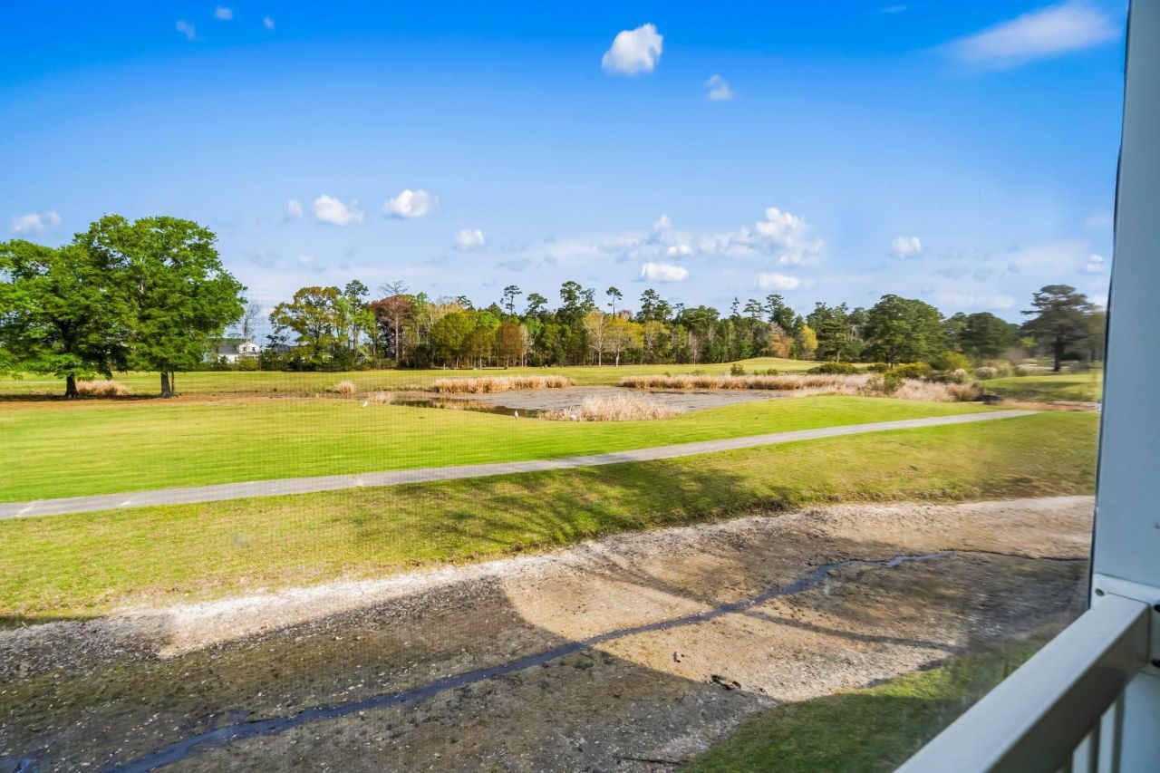 597 Blue River Ct. Photo 17