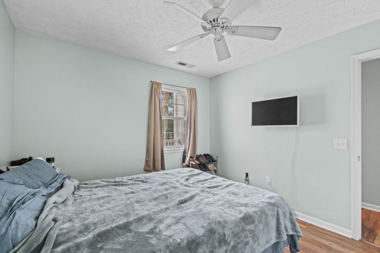 597 Blue River Ct. Photo 20