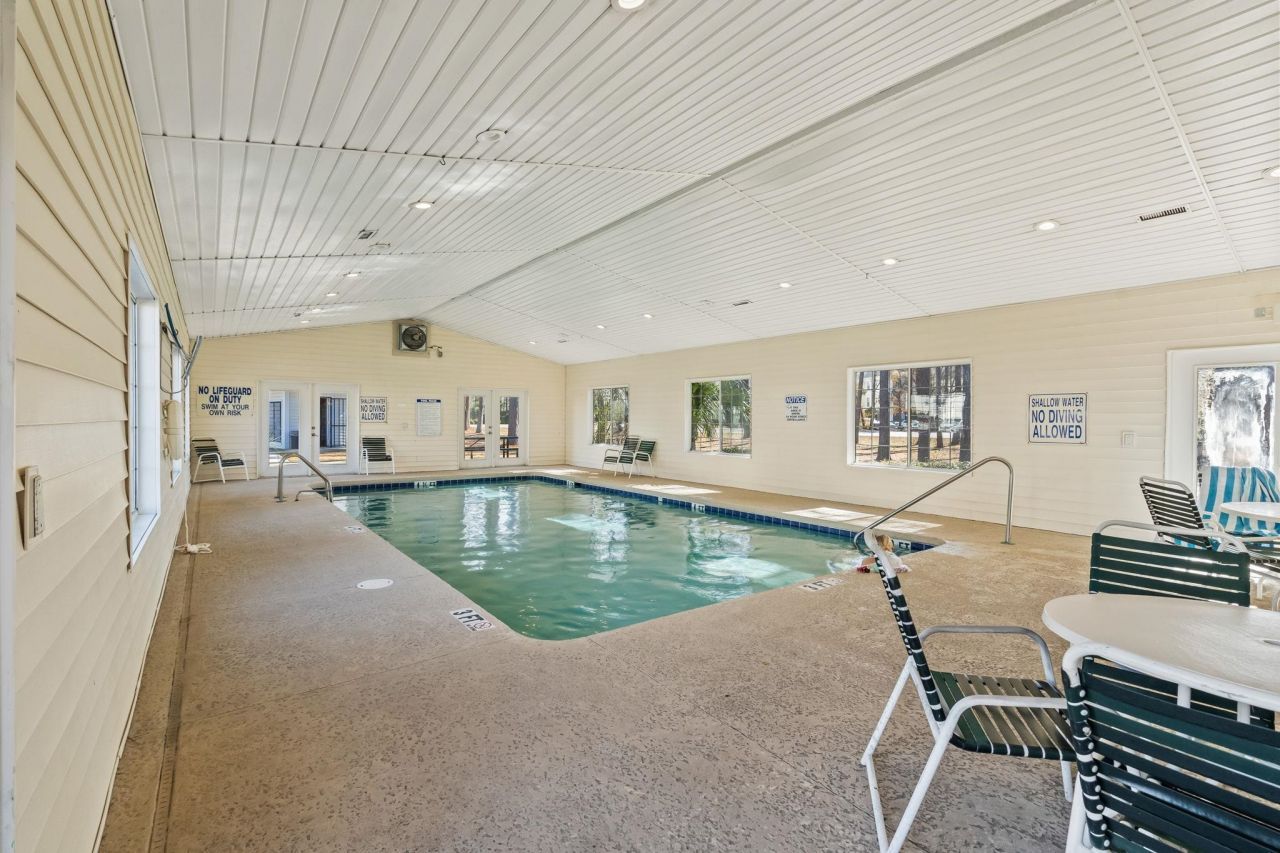 597 Blue River Ct. Photo 32