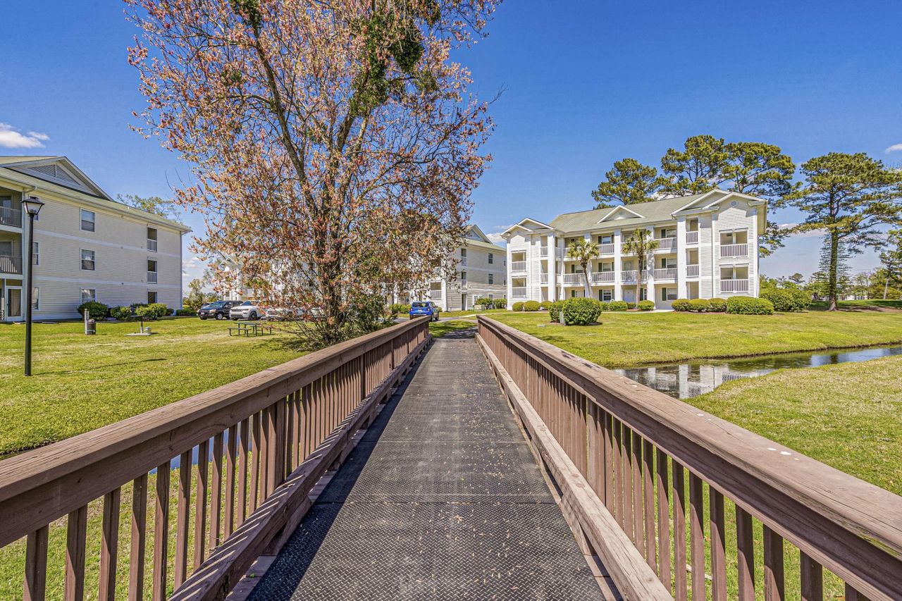 597 Blue River Ct. Photo 42