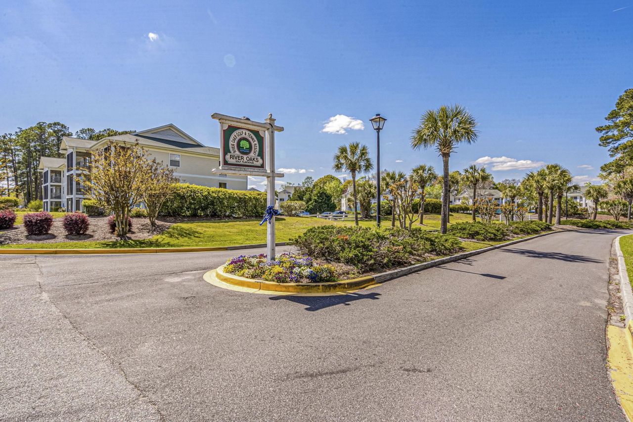 597 Blue River Ct. Photo 43