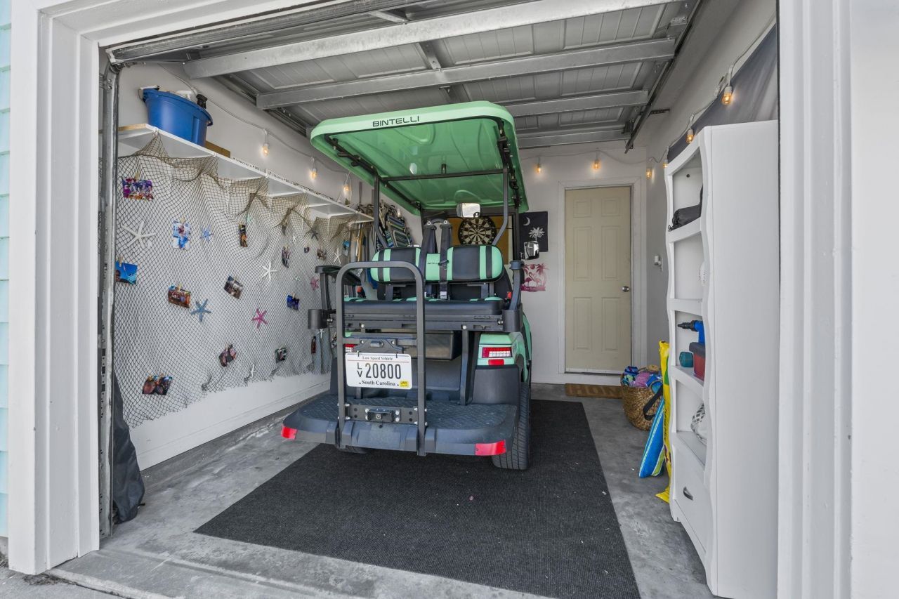 913 Charles St. Photo 34