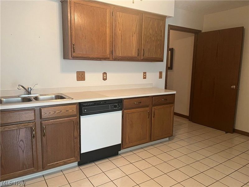 17615 Alexander Road, Walton Hills, OH 44146 Photo 29