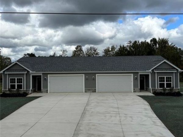 7700 Kellogg Rd, Concord Twp, OH 44077