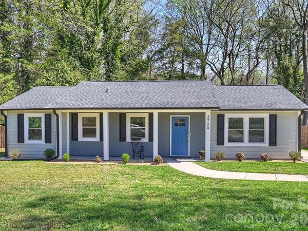 3724 Cobbleridge Drive, Charlotte, NC 28215
