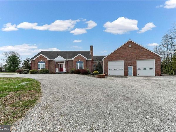 26 SAPPHIRE LANE, MOHNTON, PA 19540