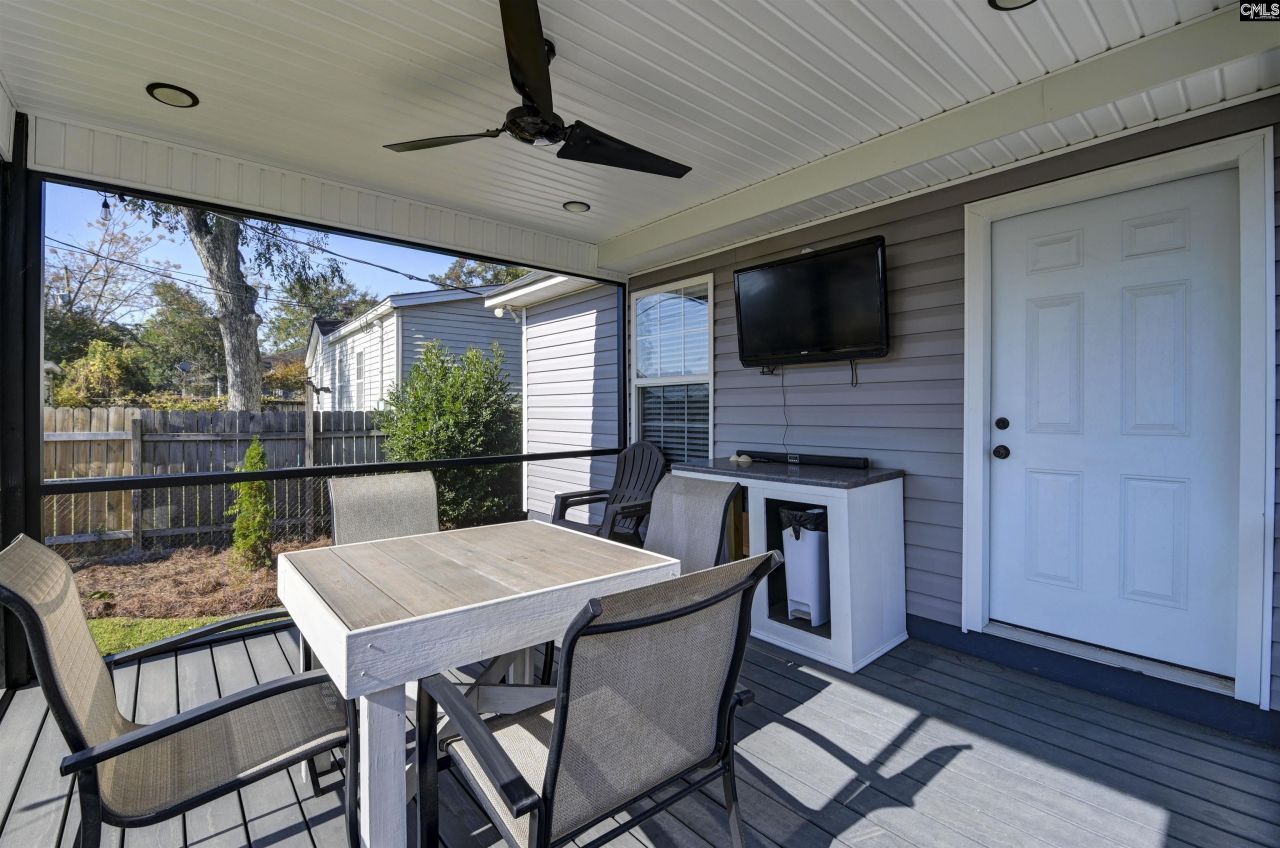 707 Holland Avenue  Photo 37