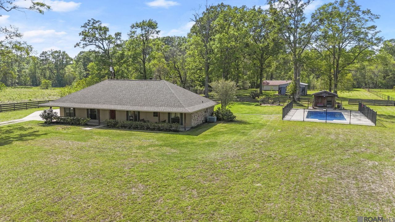 19625 Barnett Rd, Zachary, LA 70791 Main Photo