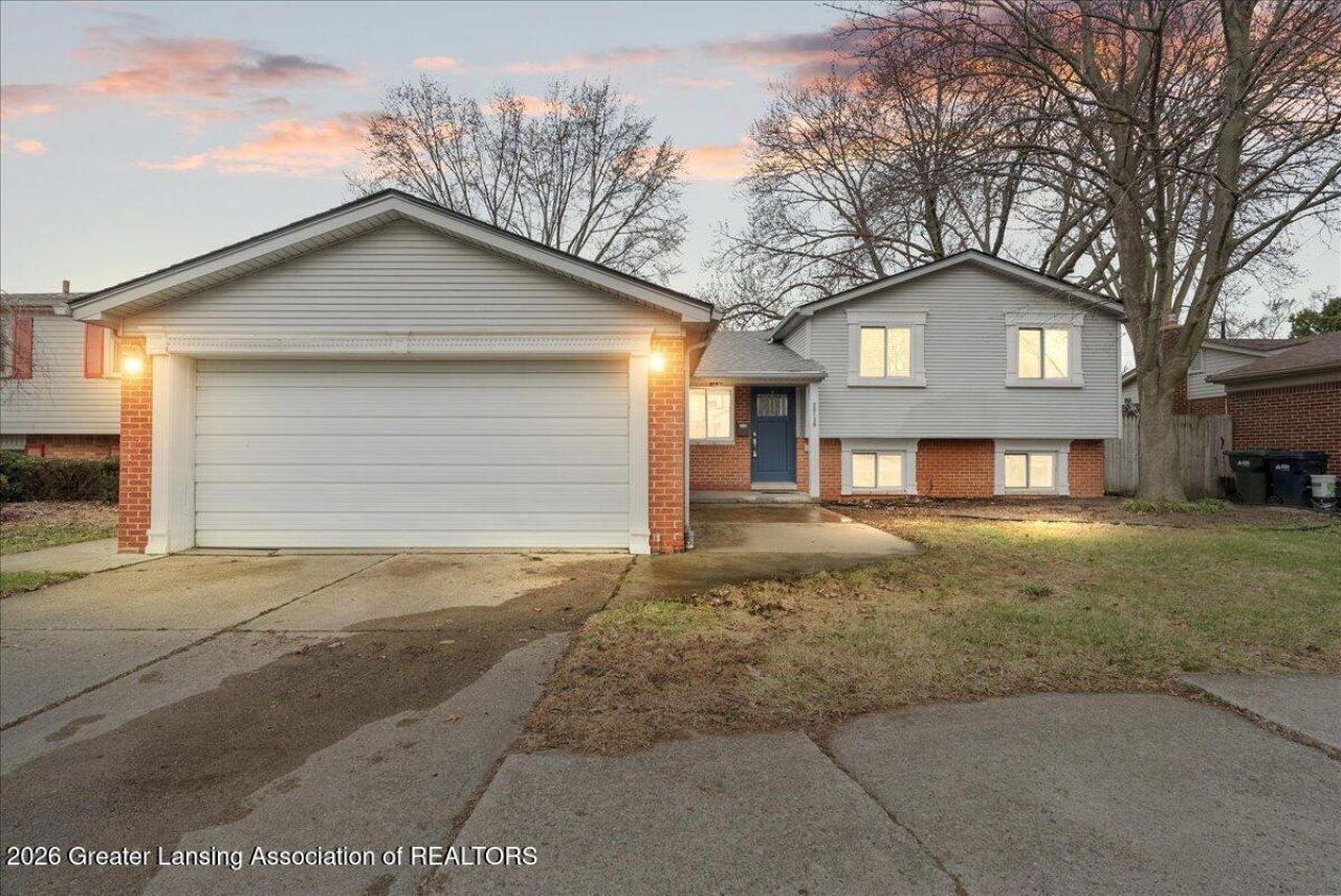 38539 Arcola Drive, Sterling Heights, MI 48312 Main Photo