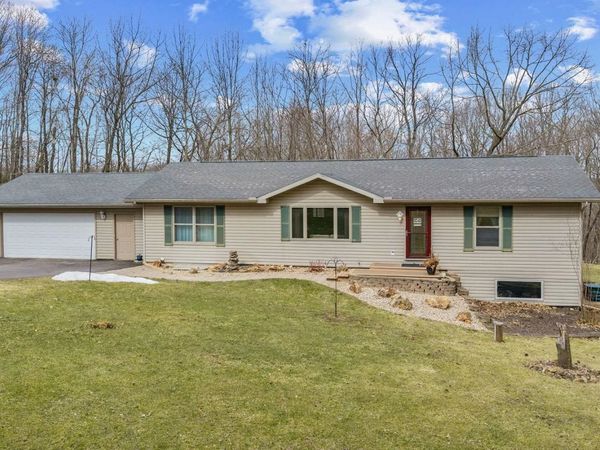 S1717 Blue Ridge Drive, La Valle, WI 53941