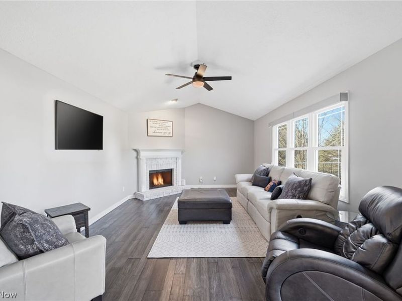 6625 Olde Stone Circle NE, Canton, OH 44721 Photo 21