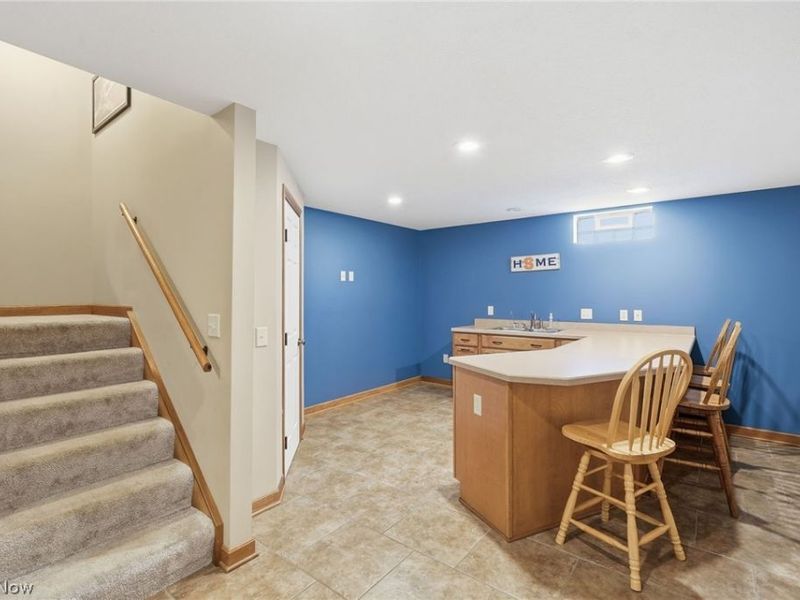 6625 Olde Stone Circle NE, Canton, OH 44721 Photo 37