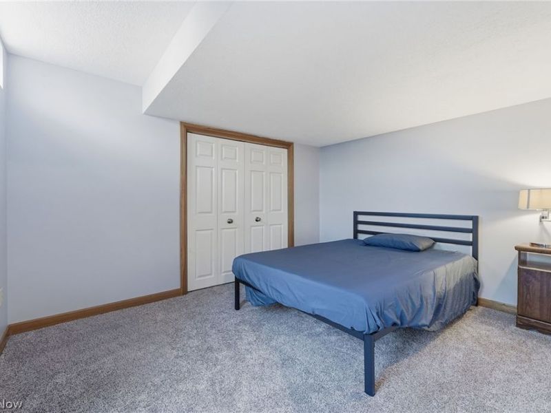 6625 Olde Stone Circle NE, Canton, OH 44721 Photo 42