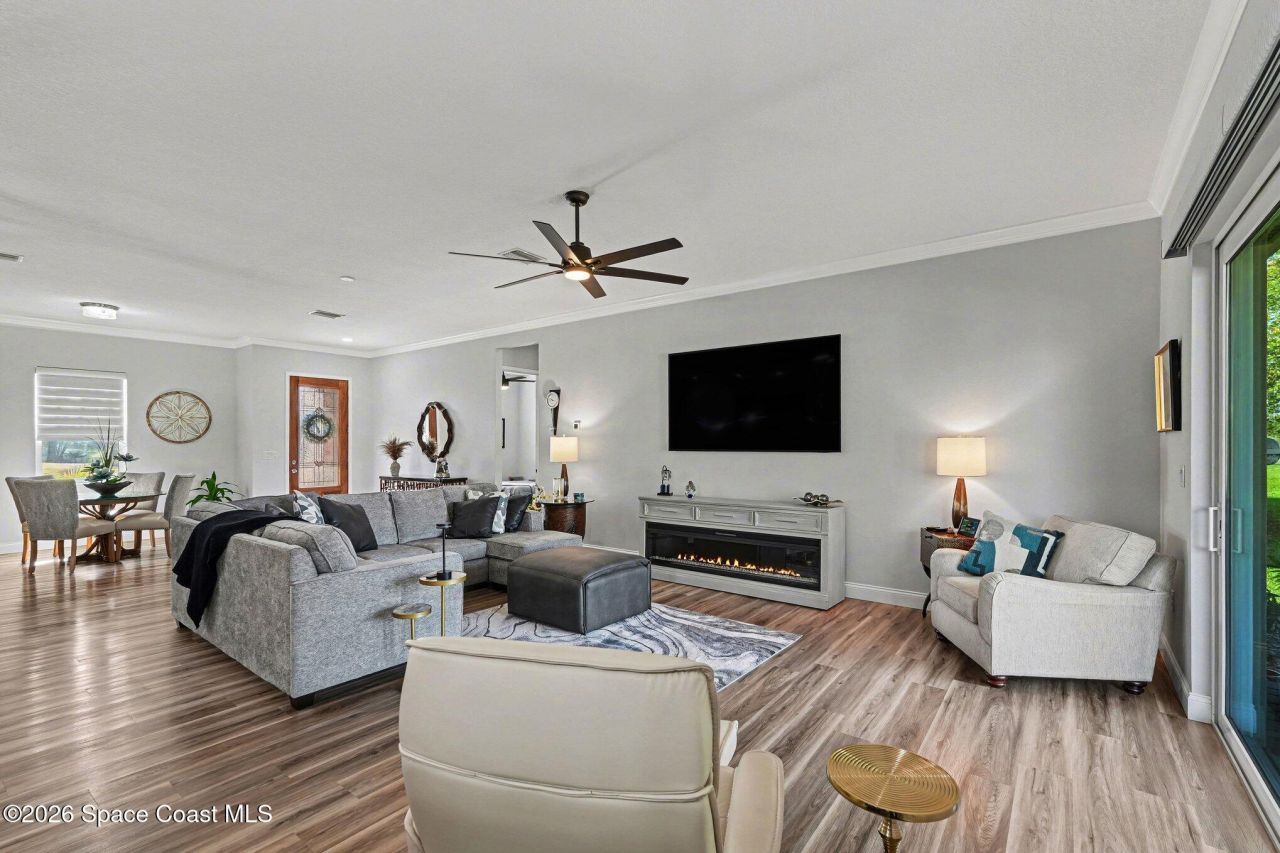 3270 Quantum Place, Mims, FL 32754 Photo