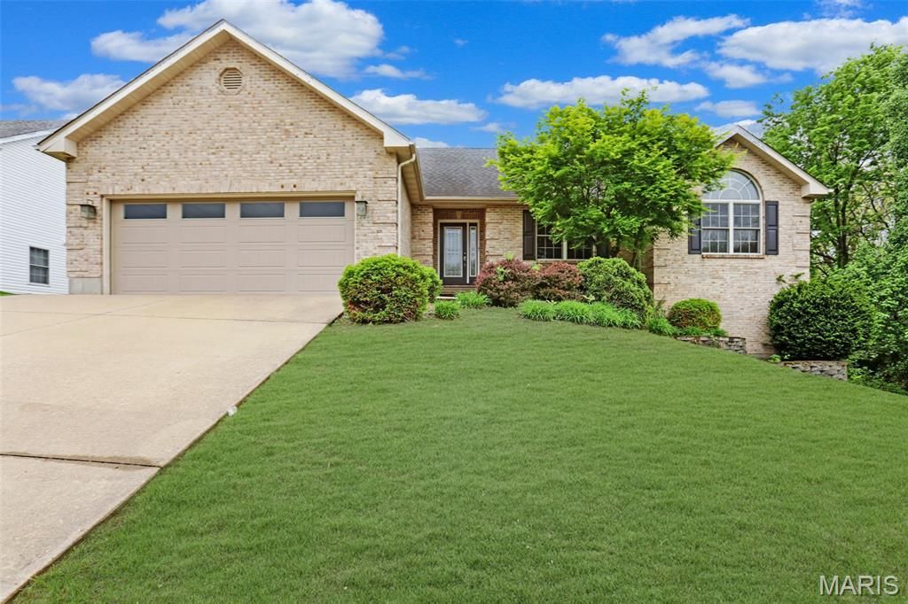 200 Jacqueline Drive, Washington, MO 63090 Main Photo