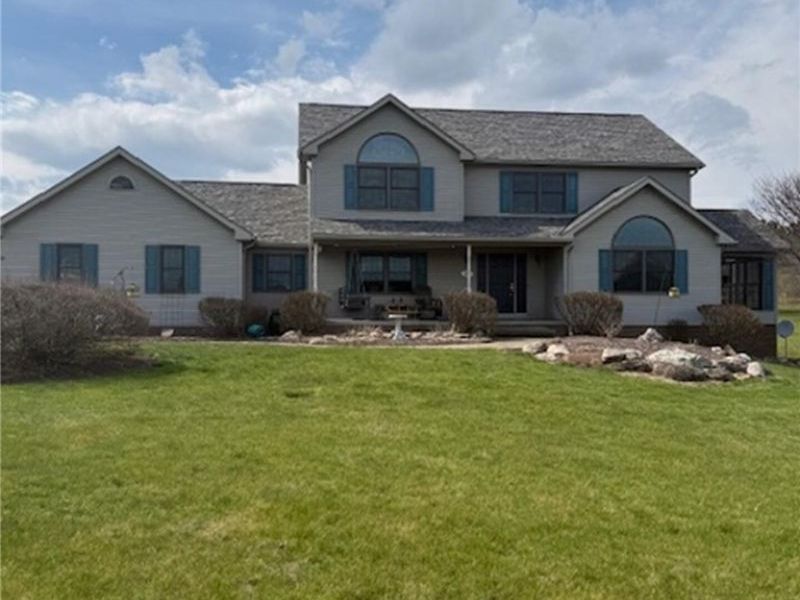 2285 Thoroughbred Drive, Wadsworth, OH 44281 Photo 1