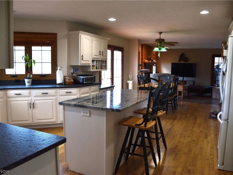 2285 Thoroughbred Drive, Wadsworth, OH 44281 Photo 6