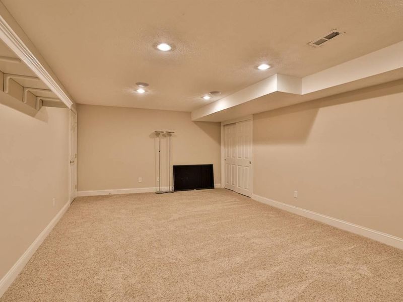 2961 Parkwood Drive, Troy, OH 45373 Photo 42