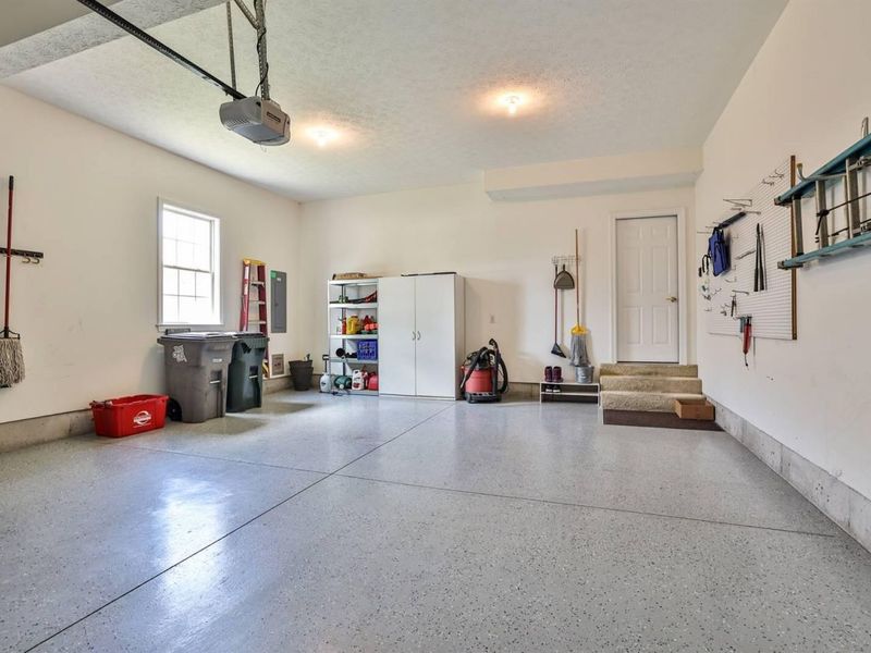 2961 Parkwood Drive, Troy, OH 45373 Photo 46