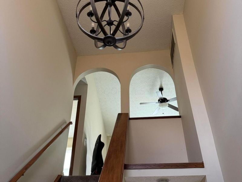 6057 Northbend Drive , Canal Winchester, OH 43110 Photo 5