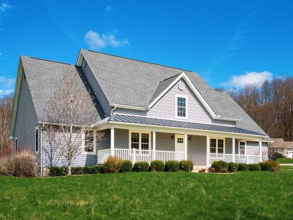 2435 Freedom Lane, Zanesville, OH 43701