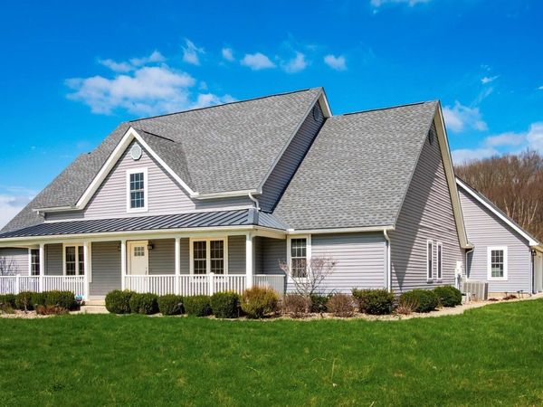 2435 Freedom Lane, Zanesville, OH 43701