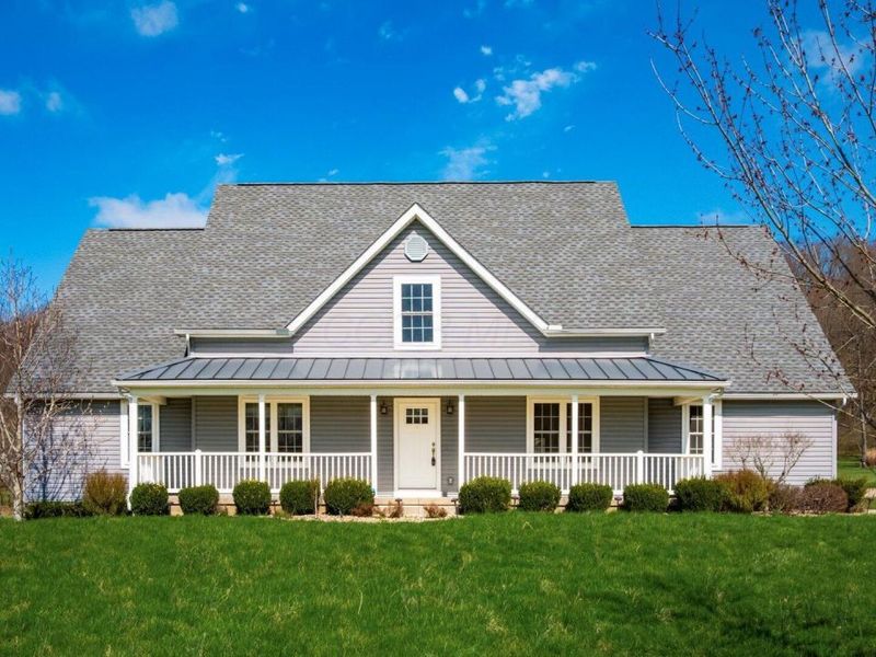 2435 Freedom Lane, Zanesville, OH 43701 Photo 2