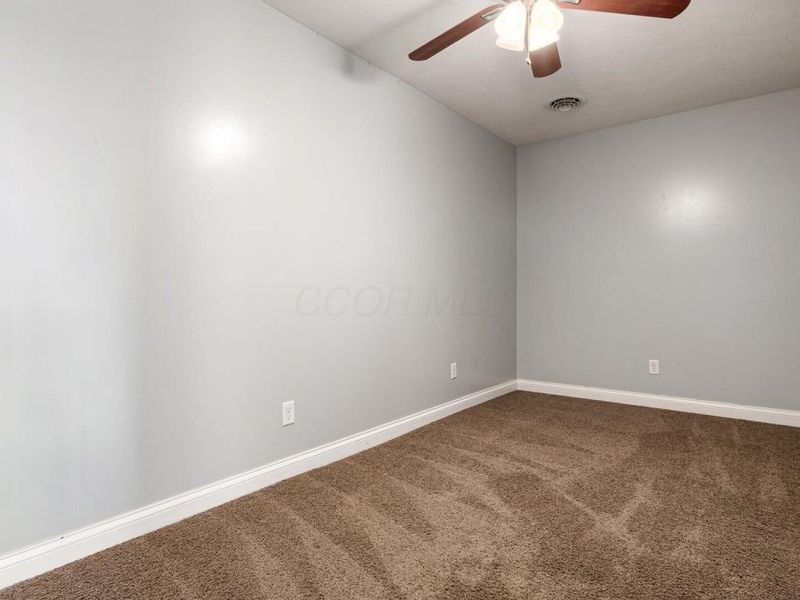 2435 Freedom Lane, Zanesville, OH 43701 Photo 40