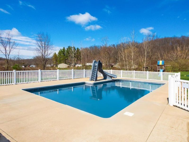 2435 Freedom Lane, Zanesville, OH 43701 Photo 7