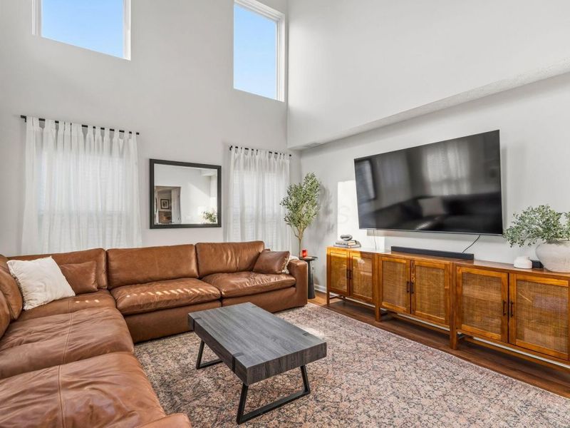 1129 PEBBLE BROOK Drive, Columbus, OH 43240 Photo 10