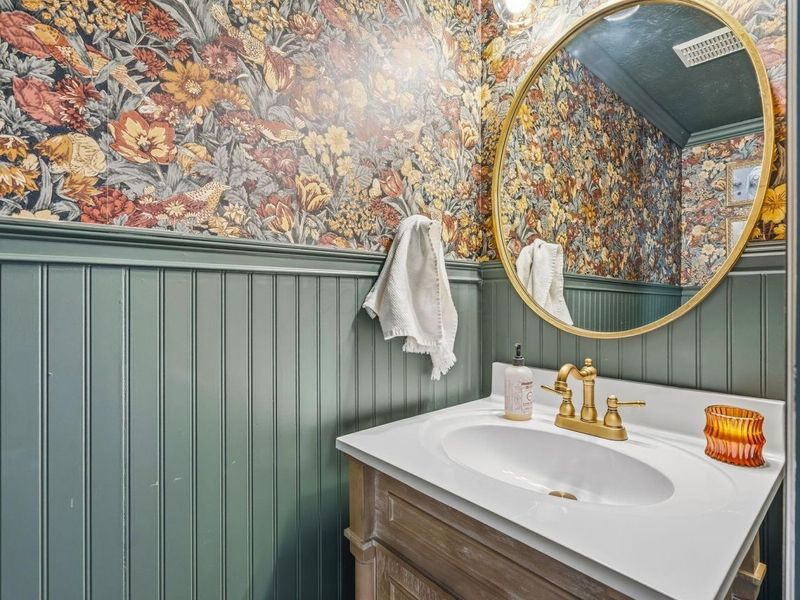 1129 PEBBLE BROOK Drive, Columbus, OH 43240 Photo 13