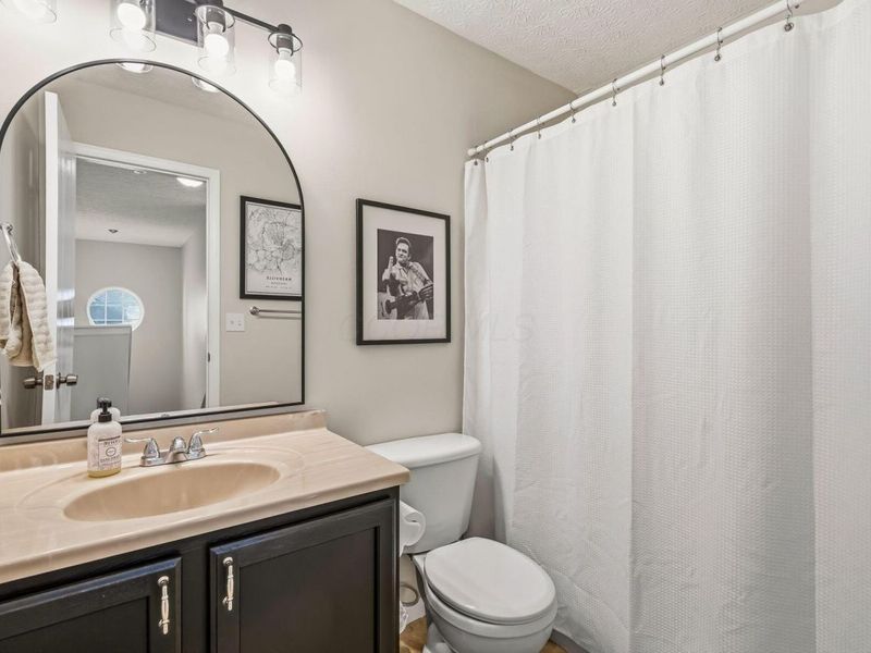 1129 PEBBLE BROOK Drive, Columbus, OH 43240 Photo 22