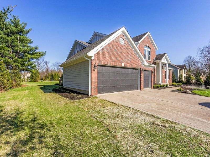 1582 Foxhall Road, Blacklick, OH 43004 Photo 3