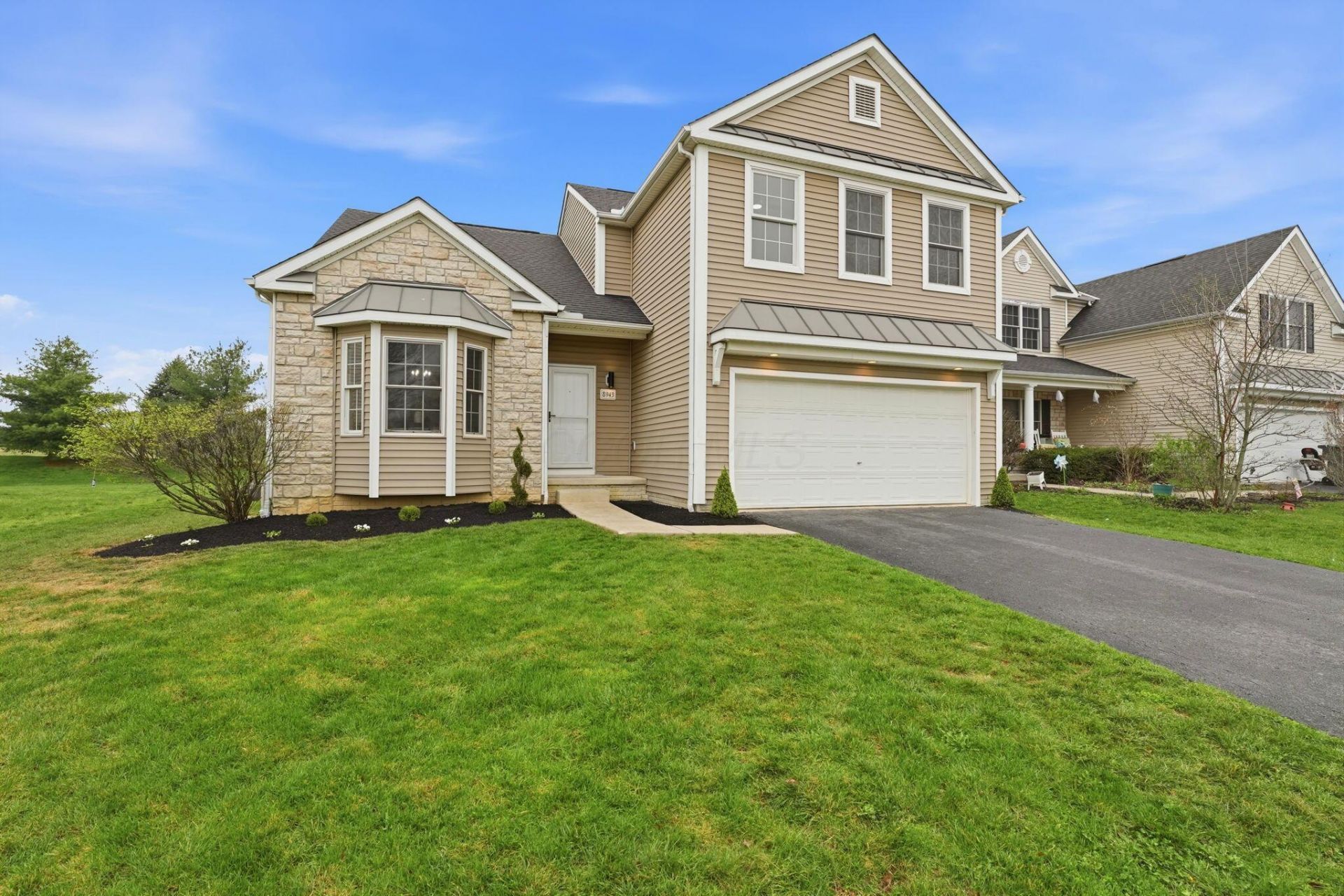 8943 Emerald Hill Drive , Lewis Center, OH 43035 Main Photo