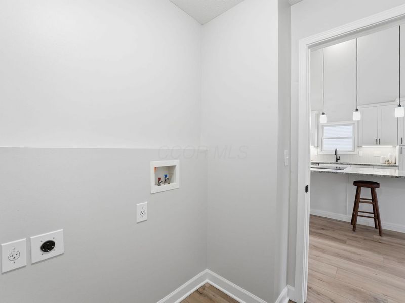 8943 Emerald Hill Drive, Lewis Center, OH 43035 Photo 14