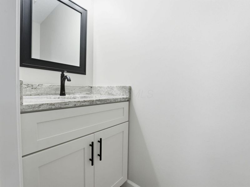 8943 Emerald Hill Drive, Lewis Center, OH 43035 Photo 16