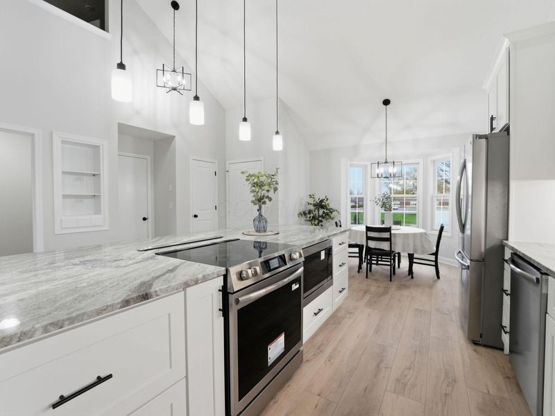 8943 Emerald Hill Drive, Lewis Center, OH 43035 Photo 3