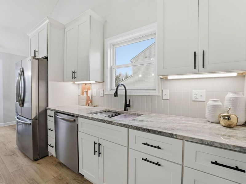 8943 Emerald Hill Drive, Lewis Center, OH 43035 Photo 4