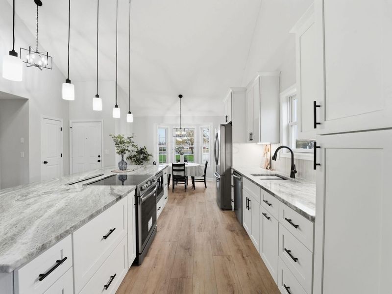 8943 Emerald Hill Drive, Lewis Center, OH 43035 Photo 5